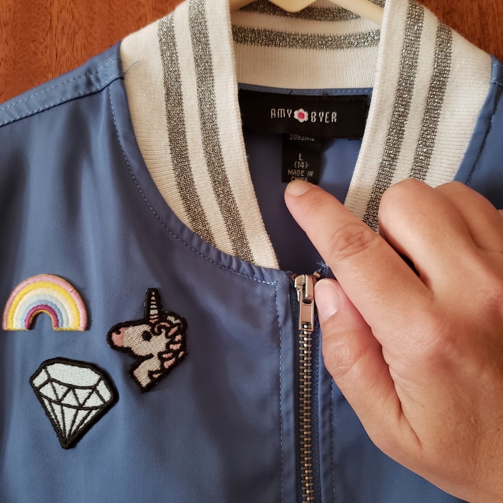 🌹🎉Host Pick🎉🌹Cute light weight retro-style jacket - Picture 3 of 3